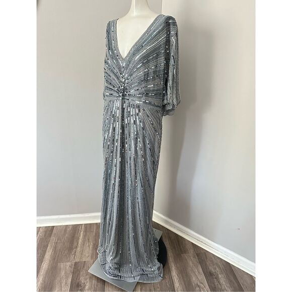 MAC DUGGAL SEQUINED V NECK CAPE SLEEVE COLUMN GOWN - Picture 6 of 11